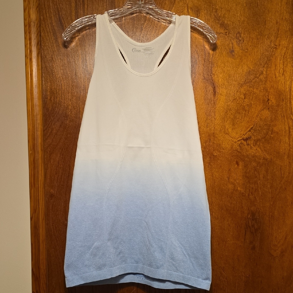 ZYIA Women's Ombre Tank Top - White and Blue